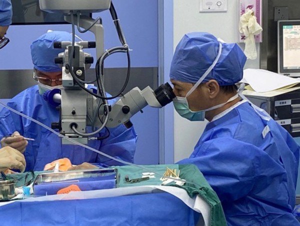 國(guó)產(chǎn)領(lǐng)扣型人工角膜手術(shù)在各重點(diǎn)醫(yī)院開(kāi)展，為角膜盲患者帶來(lái)希望-肽度TIMEDOO
