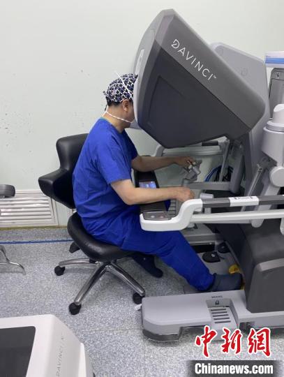 專(zhuān)家：機(jī)器人輔助直腸癌手術(shù)實(shí)現(xiàn)精準(zhǔn)微創(chuàng)、加速患者康復(fù)-肽度TIMEDOO