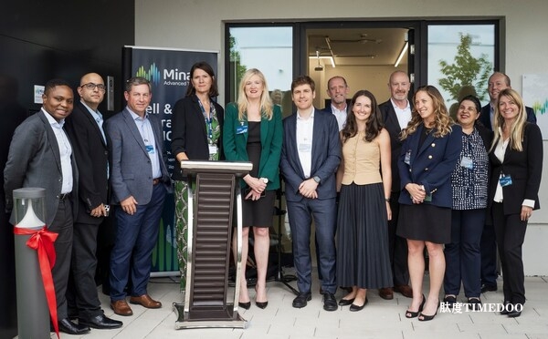 Minaris Advanced Therapies Board, Executive Leadership and Site Leadership members celebrate the Taufkirchen facility ribbon cutting. Minaris Advanced Therapies開(kāi)設(shè)了其新的最先進(jìn)的GMP設(shè)施,以支持全球細(xì)胞和基因療法的增長(zhǎng)-肽度TIMEDOO